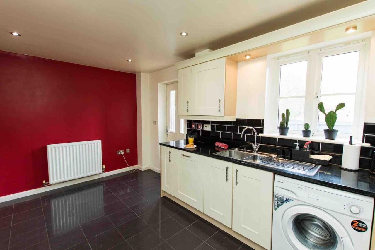 Holiday home Cloudstays Luxury Townhouse 2 Lakes Sleeps Upto 8 Free Parking & Wifi Birmingham